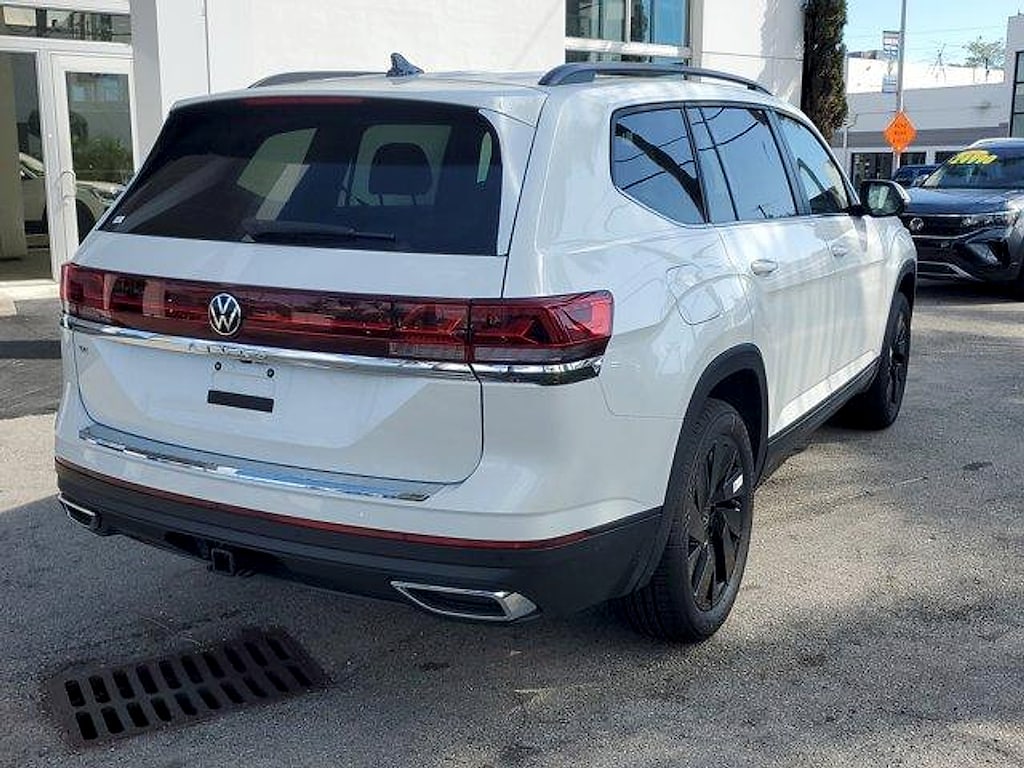 New 2026 Volkswagen Atlas 2.0T SE w/Technology SUV