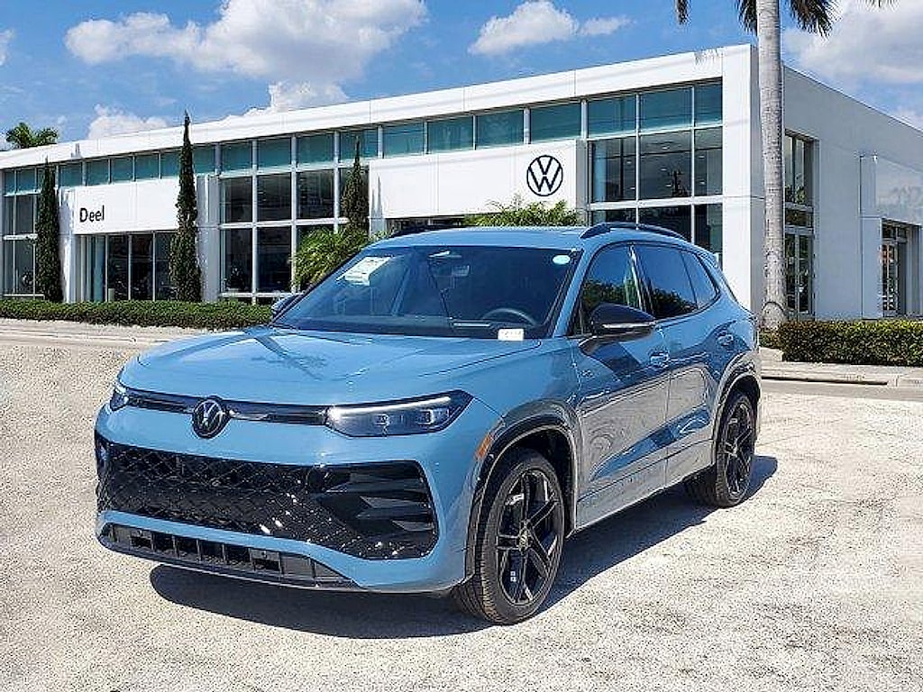 New 2026 Volkswagen Tiguan 2.0T SE SUV
