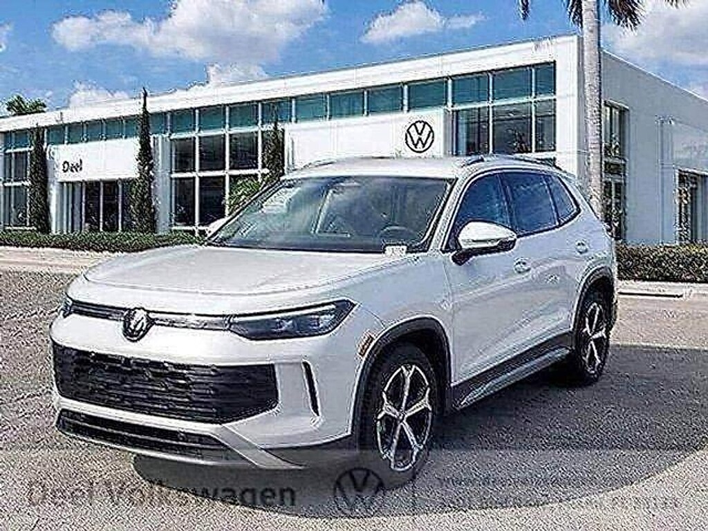 New 2026 Volkswagen Tiguan 2.0T SE SUV