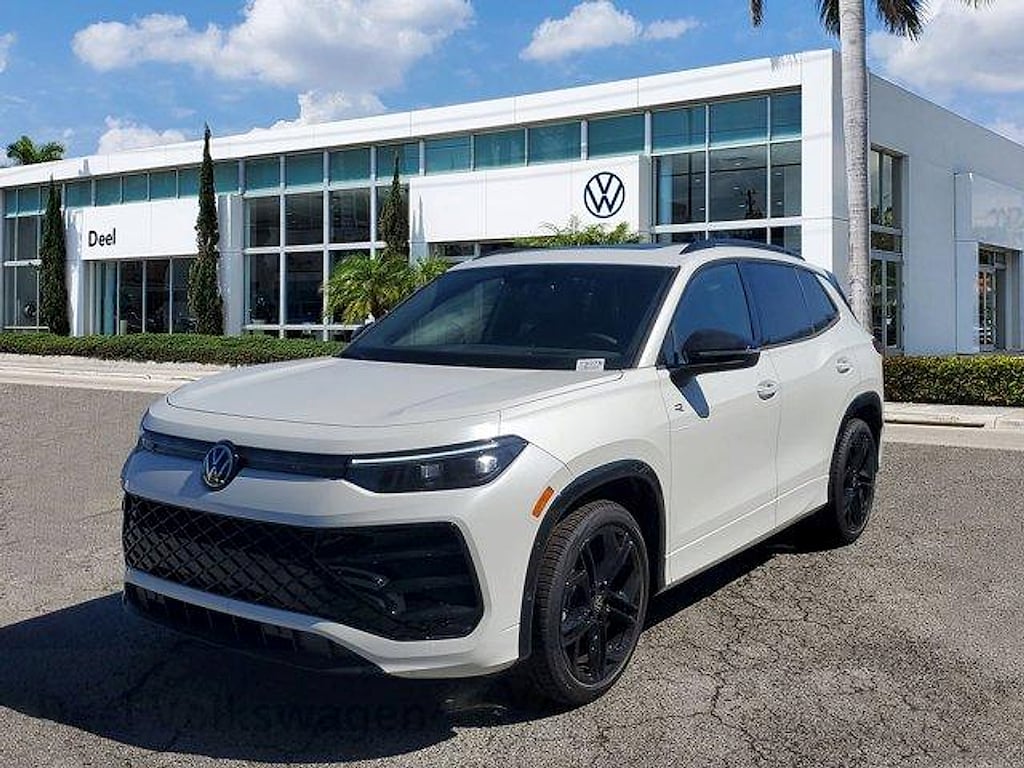 New 2026 Volkswagen Tiguan 2.0T SE R-Line Black SUV