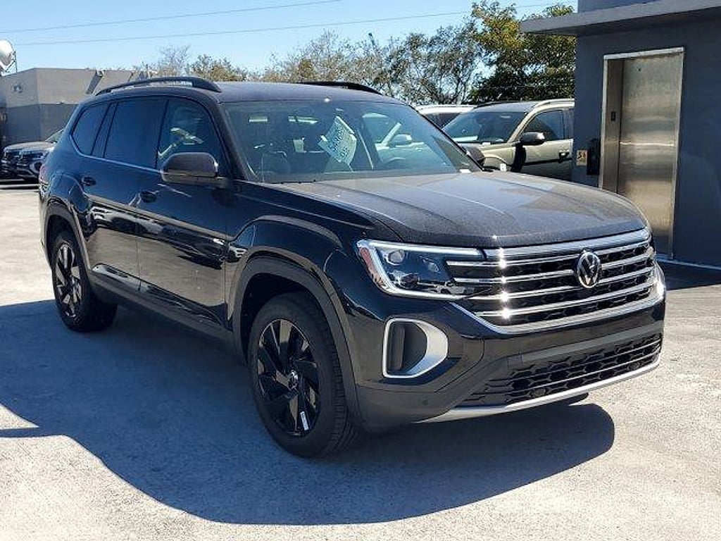 New 2026 Volkswagen Atlas 2.0T SE w/Technology SUV