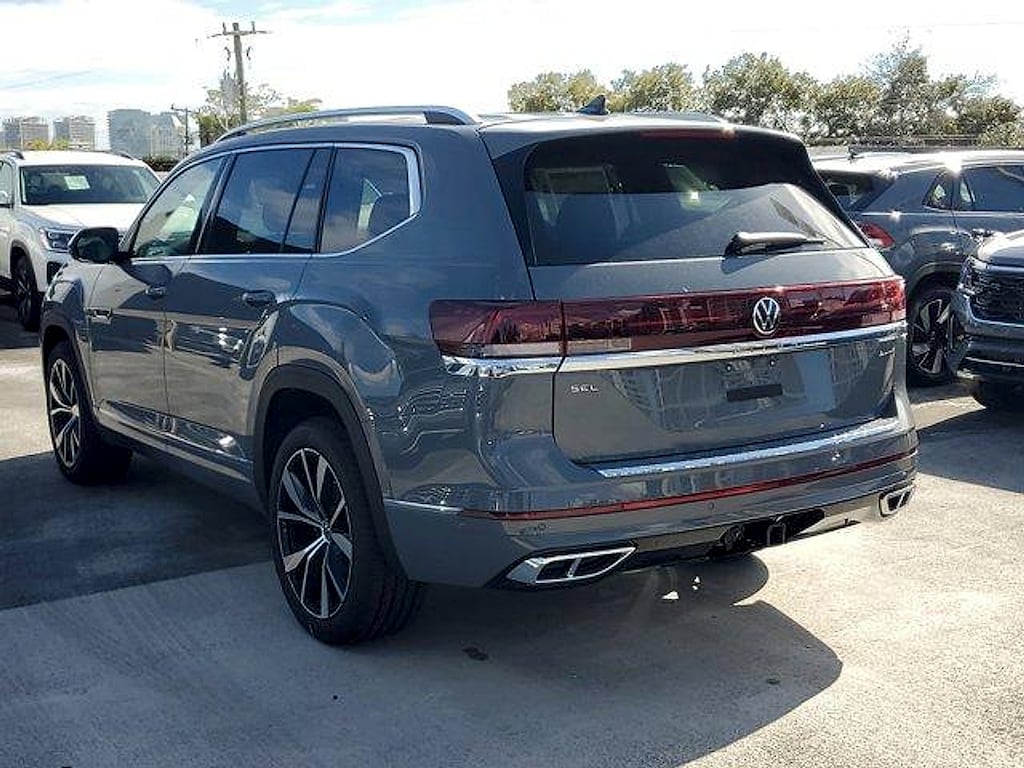 New 2026 Volkswagen Atlas 2.0T SEL Premium R-Line SUV