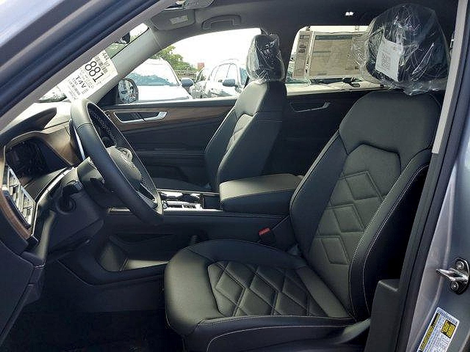 2026 Volkswagen Atlas SE w/Tech - Photo 11