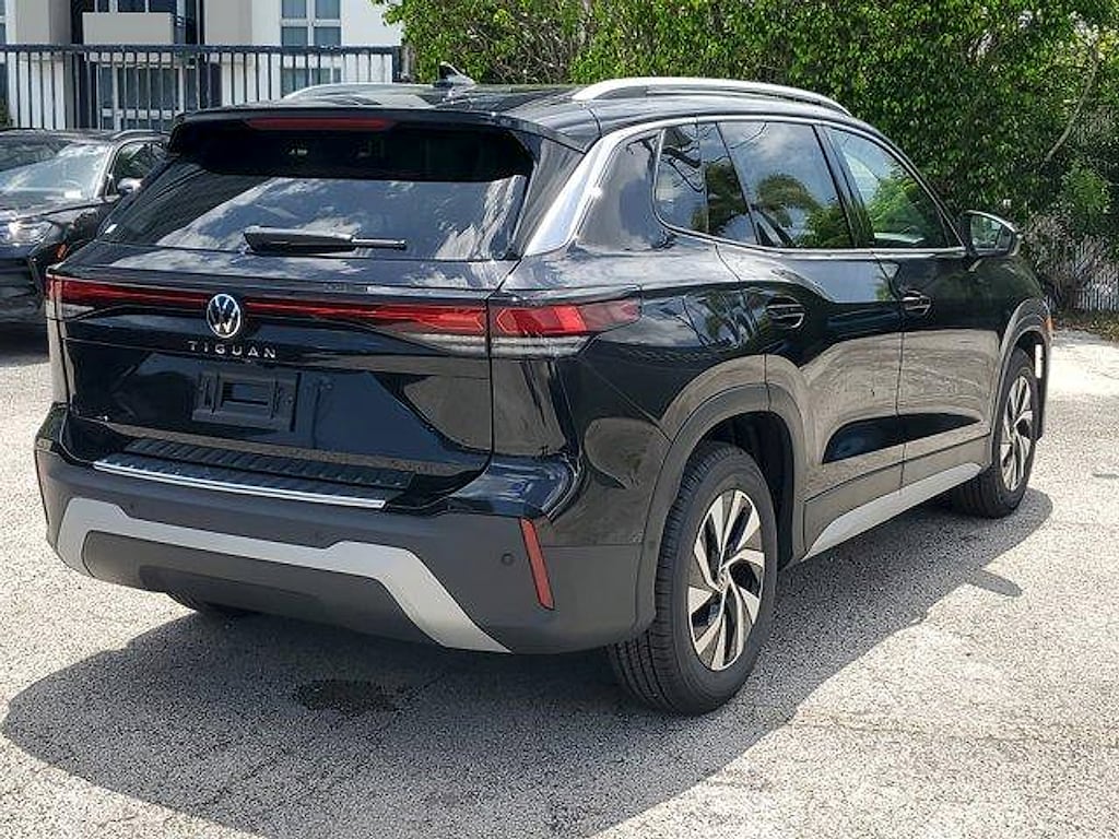 New 2026 Volkswagen Tiguan 2.0T S SUV
