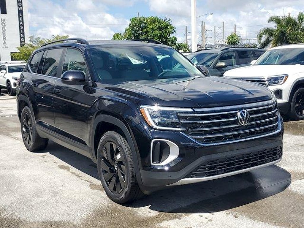 New 2026 Volkswagen Atlas 2.0T SE w/Technology SUV