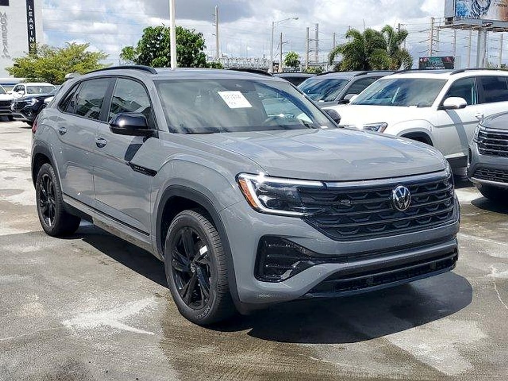 New 2026 Volkswagen Atlas Cross Sport 2.0T SEL R-Line Black SUV