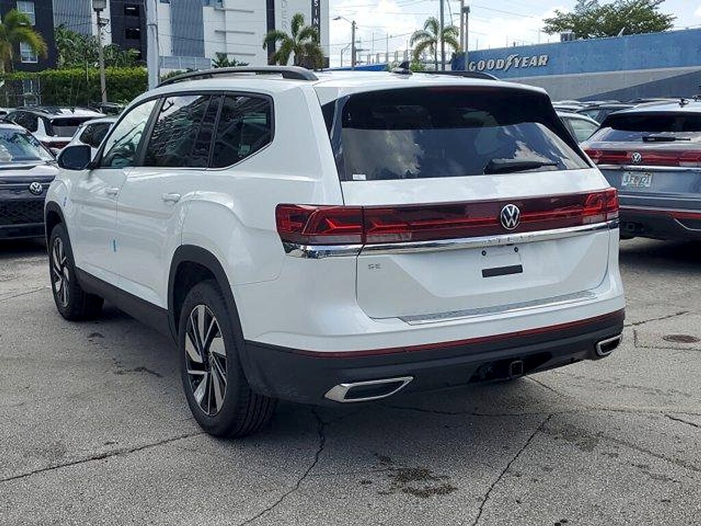 New 2026 Volkswagen Atlas 2.0T SE w/Technology SUV