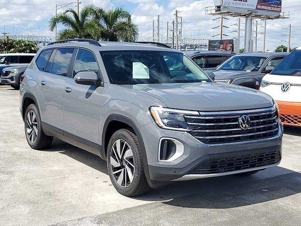 New 2026 Volkswagen Atlas 2.0T SE w/Technology SUV