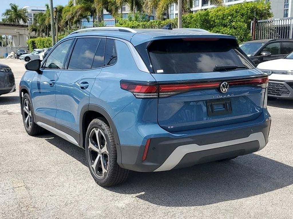 New 2026 Volkswagen Tiguan 2.0T SE SUV