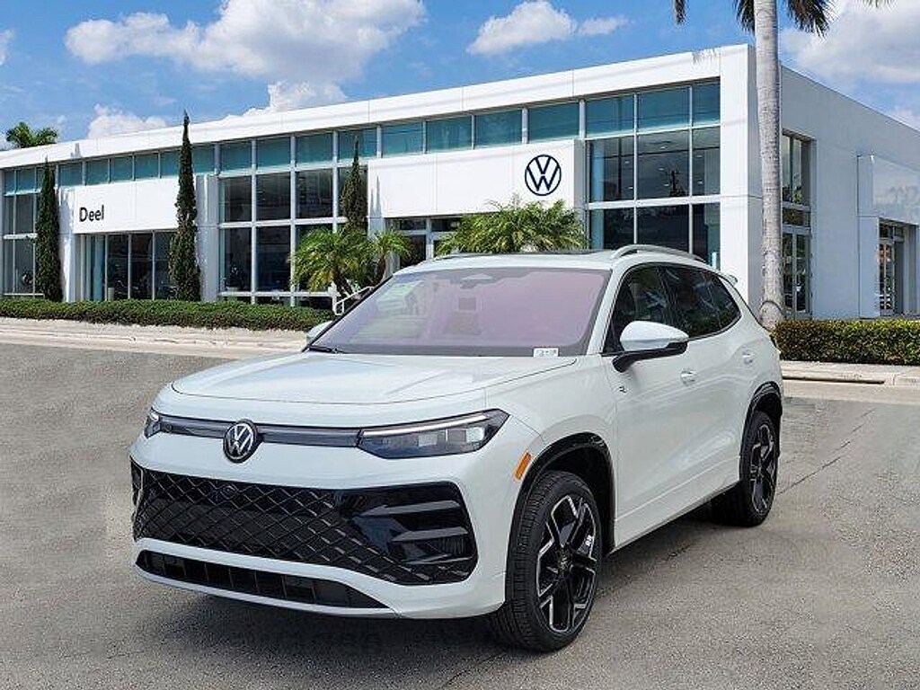 New 2026 Volkswagen Tiguan 2.0T SEL R-Line Turbo SUV