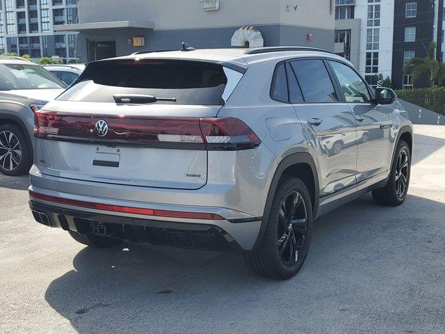 2026 Volkswagen Atlas Cross Sport SEL R-Line photo 3