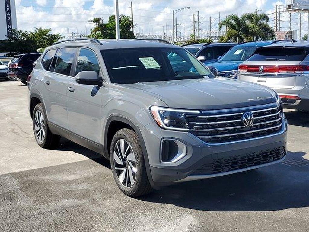 New 2026 Volkswagen Atlas 2.0T SE w/Technology SUV