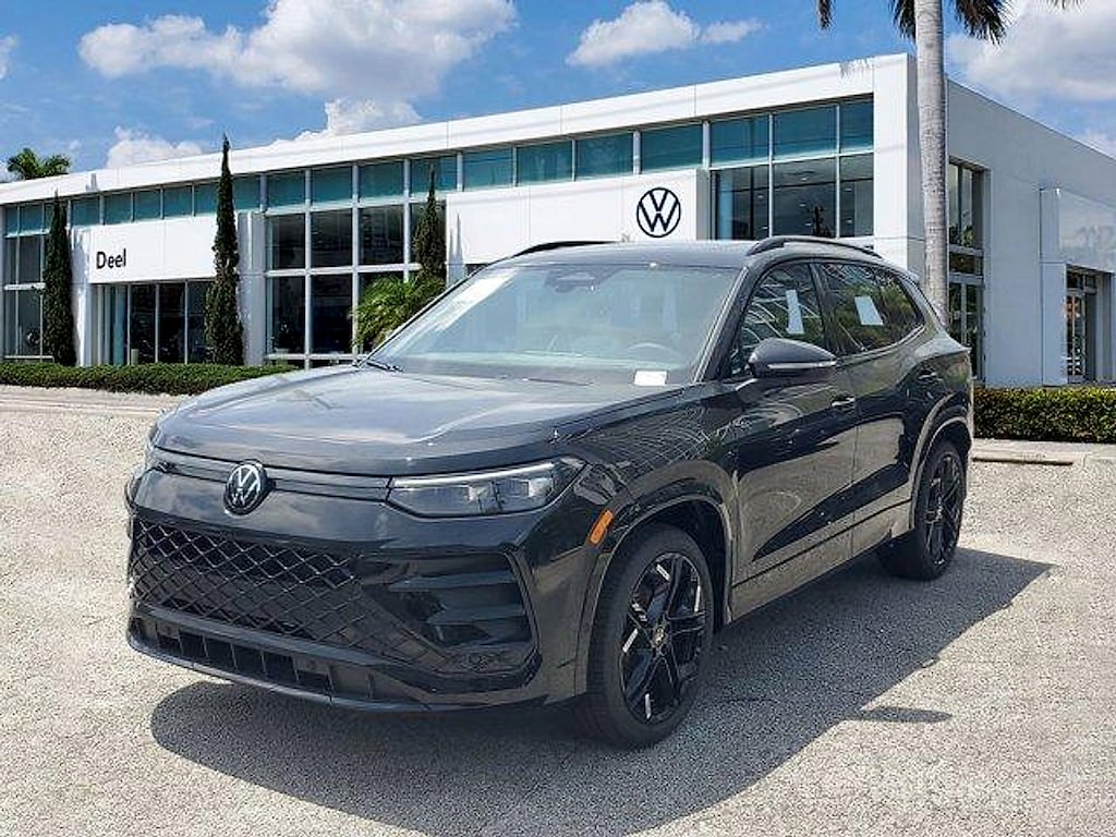 New 2026 Volkswagen Tiguan 2.0T SE R-Line Black SUV
