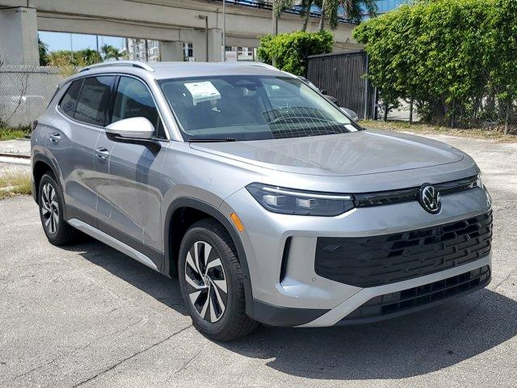 New 2026 Volkswagen Tiguan 2.0T S SUV