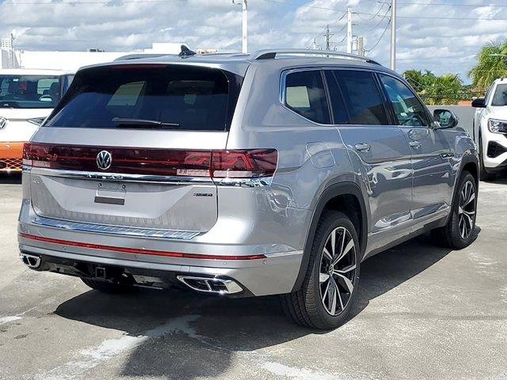 New 2026 Volkswagen Atlas 2.0T SEL Premium R-Line SUV