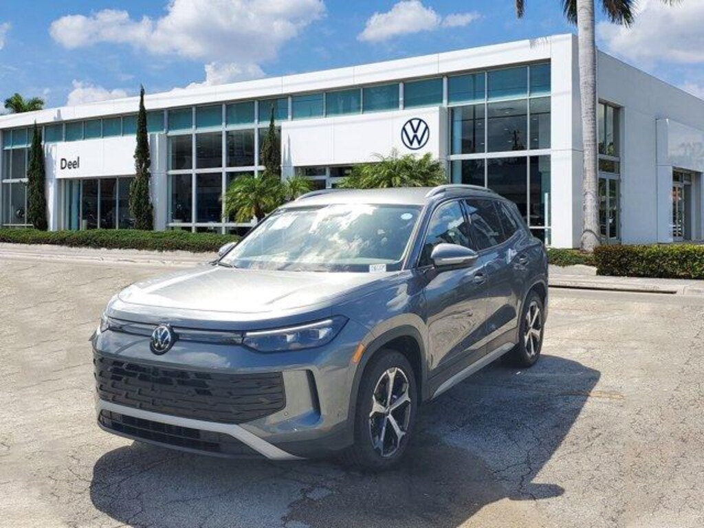 New 2025 Volkswagen Tiguan 2.0T SE SUV