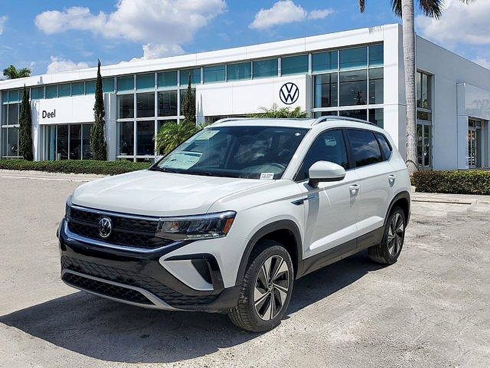 2024 Volkswagen Taos SE