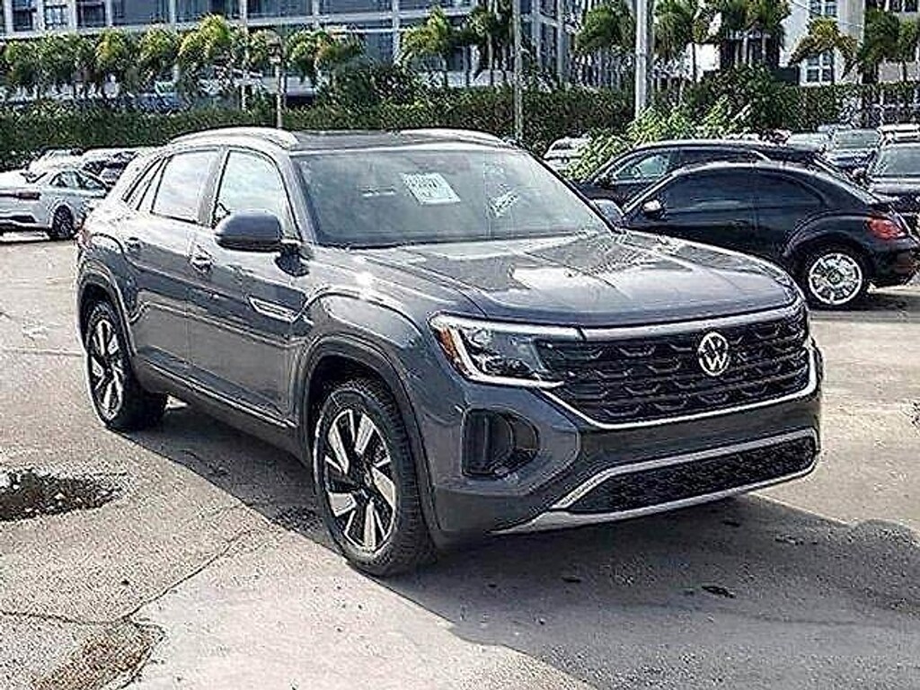 New 2026 Volkswagen Atlas Cross Sport 2.0T SE w/Technology SUV