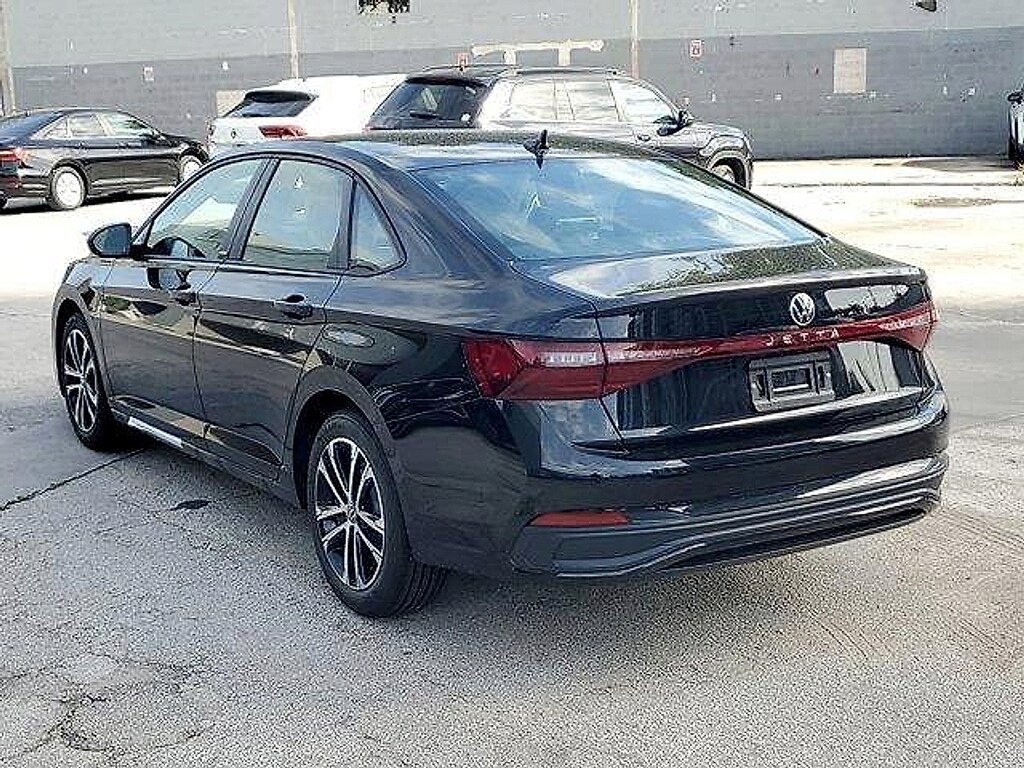 New 2026 Volkswagen Jetta 1.5T Sport Sedan