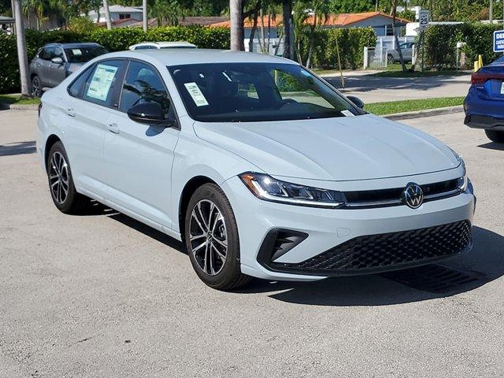 New 2025 Volkswagen Jetta 1.5T Sport Sedan