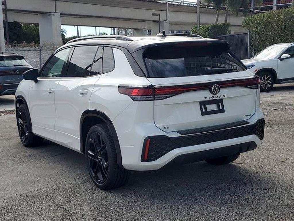 New 2026 Volkswagen Tiguan 2.0T SE R-Line Black SUV