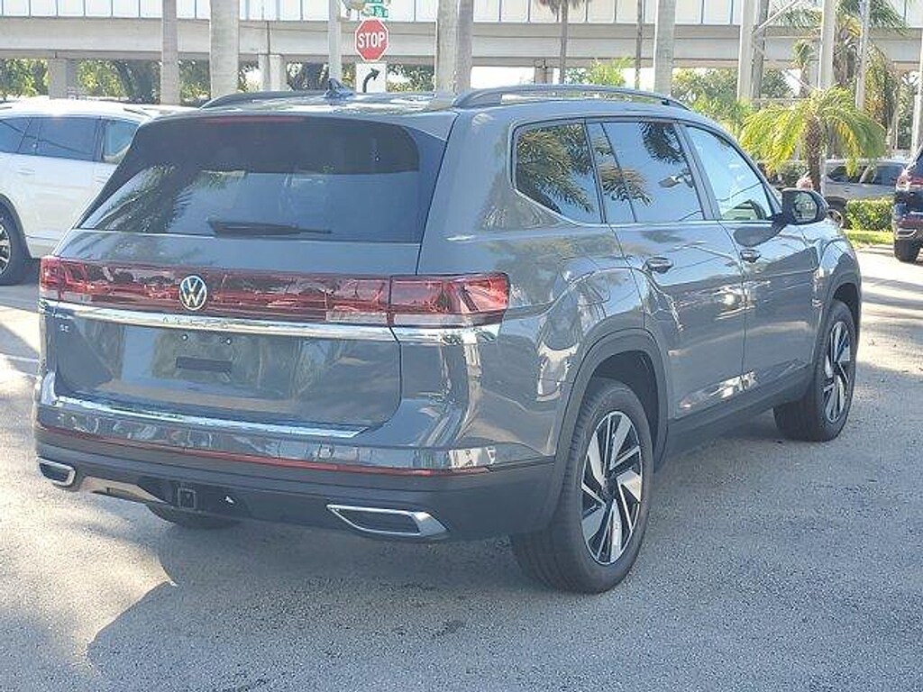 New 2026 Volkswagen Atlas 2.0T SE w/Technology SUV