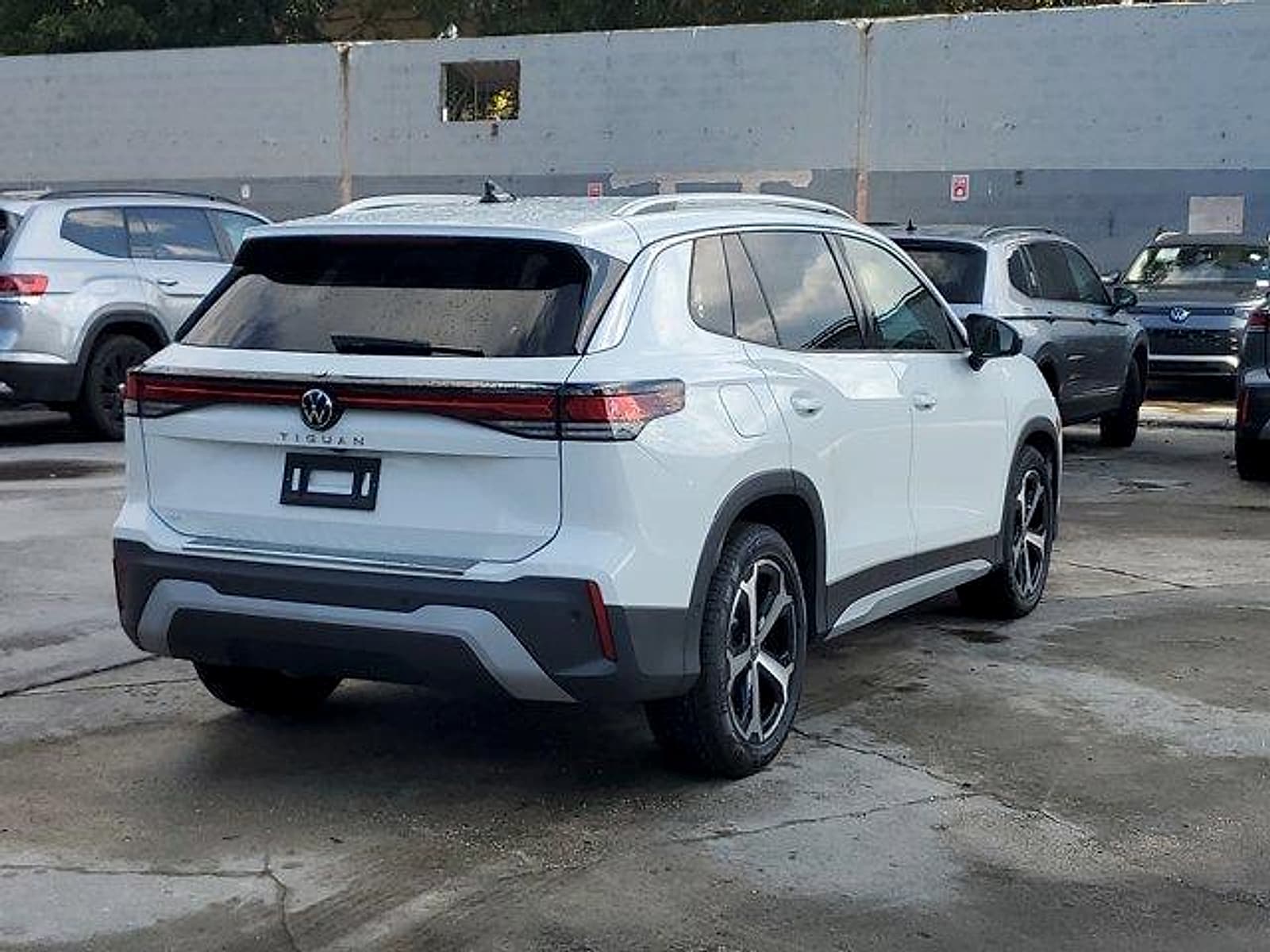 2026 Volkswagen Tiguan SE