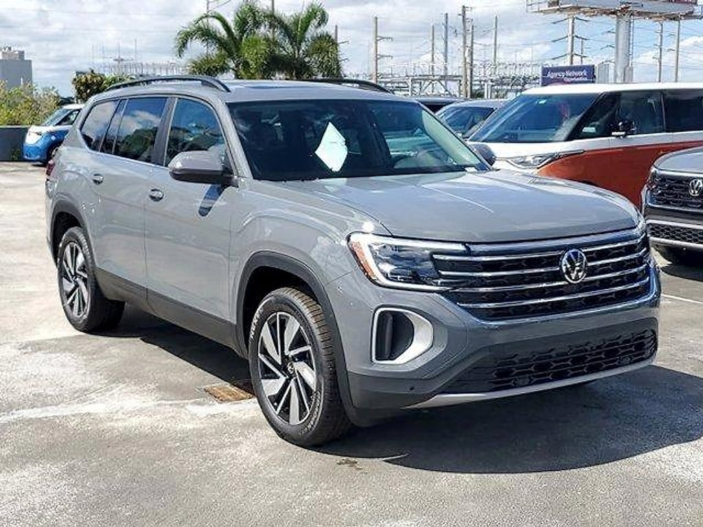 New 2026 Volkswagen Atlas 2.0T SE w/Technology SUV