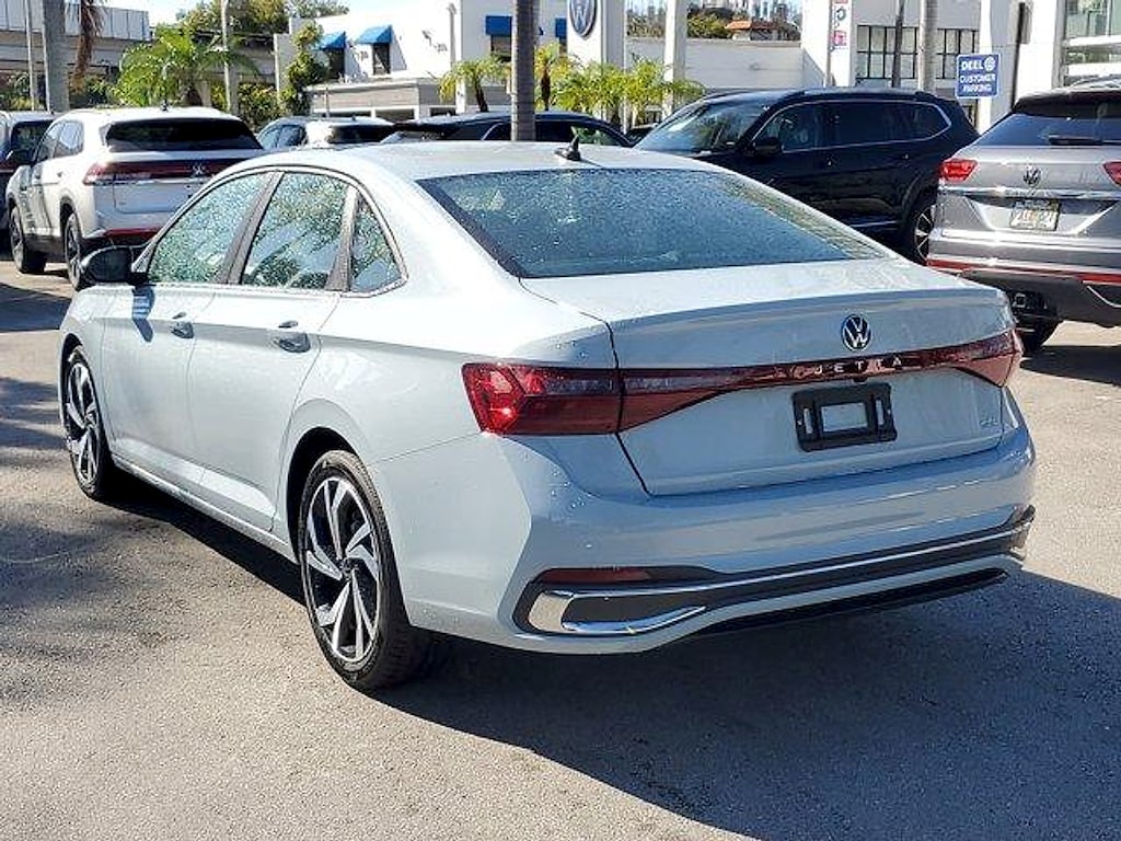 New 2026 Volkswagen Jetta 1.5T SEL Sedan