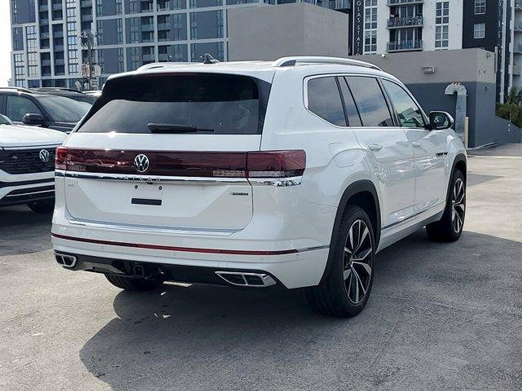 New 2026 Volkswagen Atlas 2.0T SEL Premium R-Line SUV