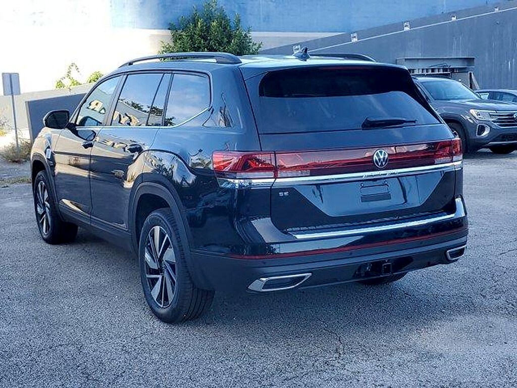 New 2026 Volkswagen Atlas 2.0T SE w/Technology SUV