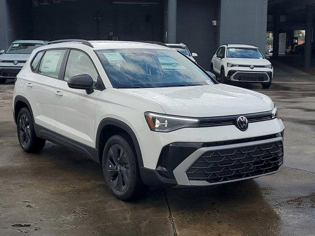 New 2026 Volkswagen Taos 1.5T S SUV