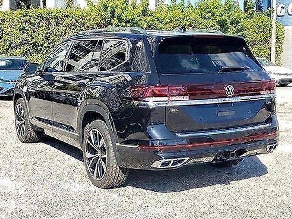 New 2026 Volkswagen Atlas 2.0T SEL Premium R-Line SUV
