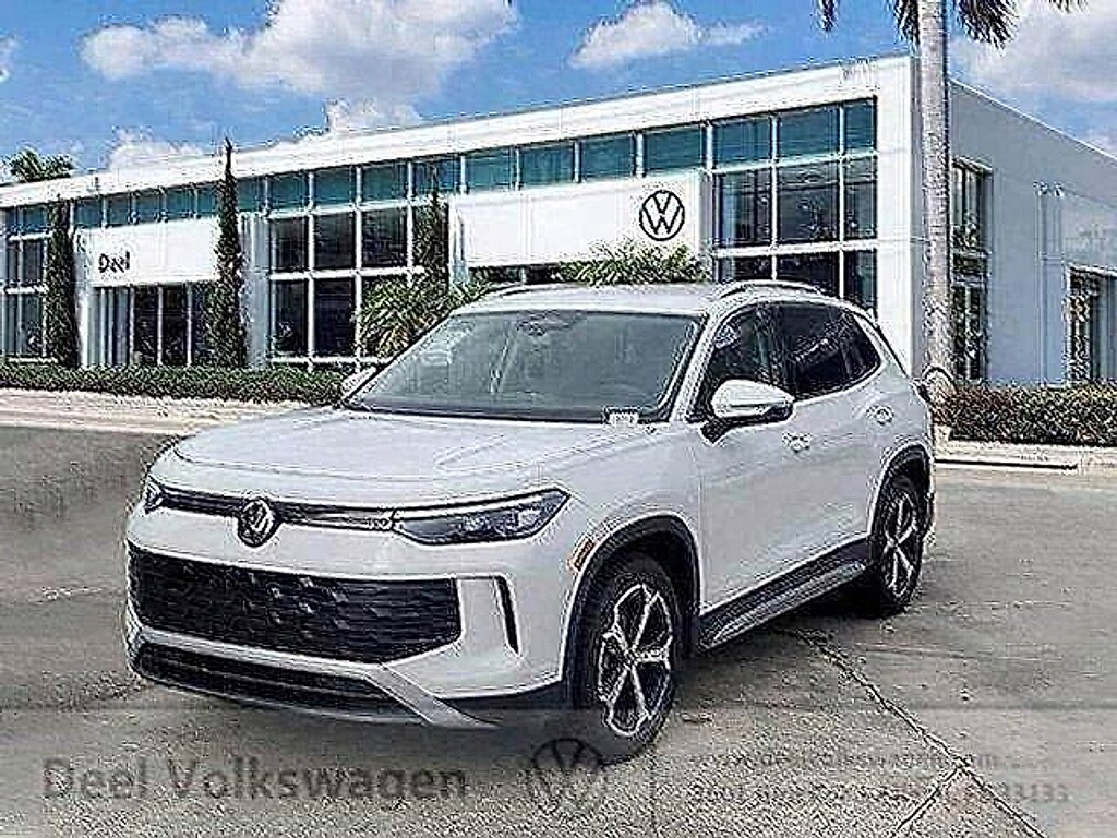 New 2026 Volkswagen Tiguan 2.0T SE SUV