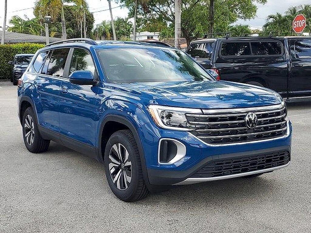 New 2026 Volkswagen Atlas 2.0T SE SUV