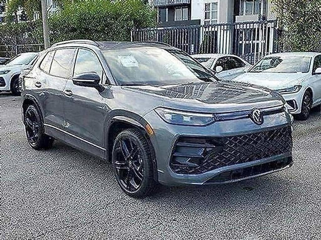 New 2026 Volkswagen Tiguan 2.0T SE R-Line Black SUV