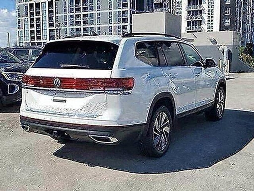 New 2026 Volkswagen Atlas 2.0T SE w/Technology SUV