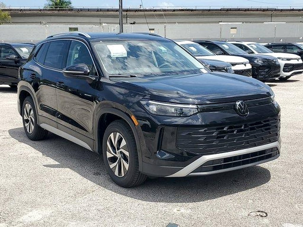 New 2026 Volkswagen Tiguan 2.0T S SUV
