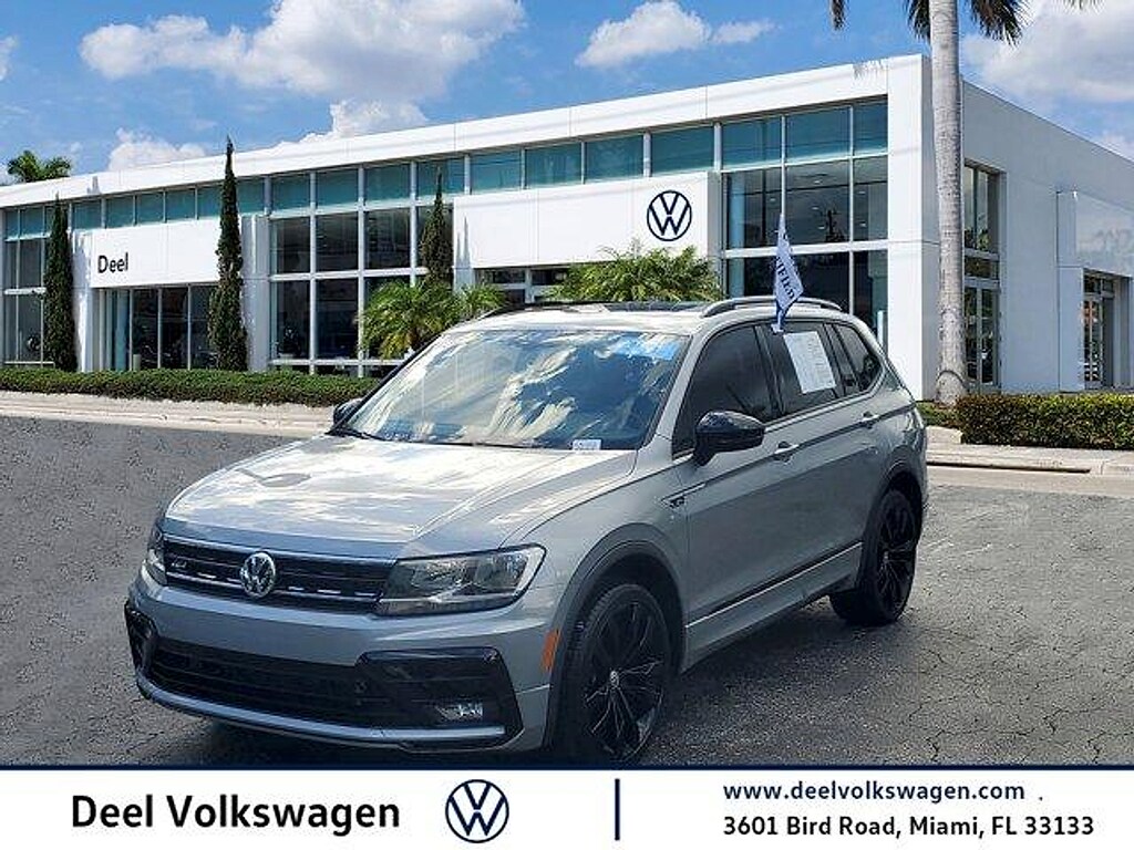 Used 2020 Volkswagen Tiguan SE R-Line Black 2.0T SE R-Line Black FWD