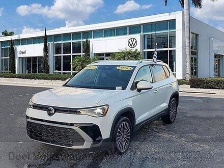 2025 Volkswagen Taos 1.5T SE SUV