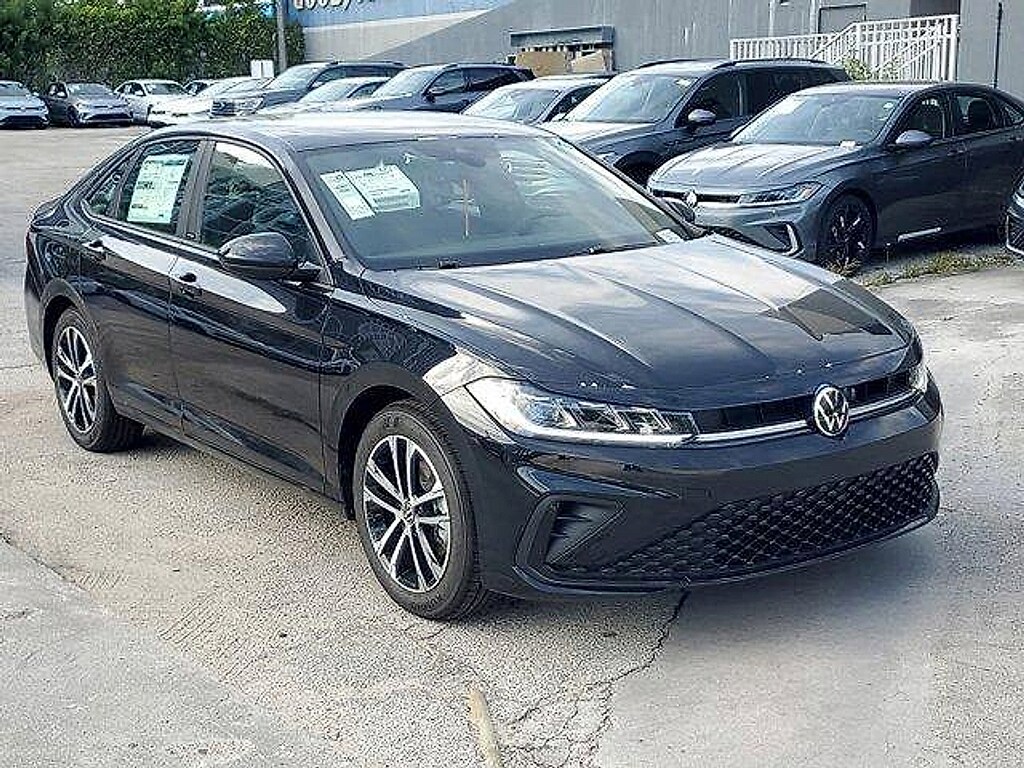 New 2026 Volkswagen Jetta 1.5T Sport Sedan