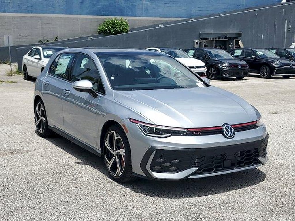 New 2025 Volkswagen Golf GTI 2.0T SE Hatchback