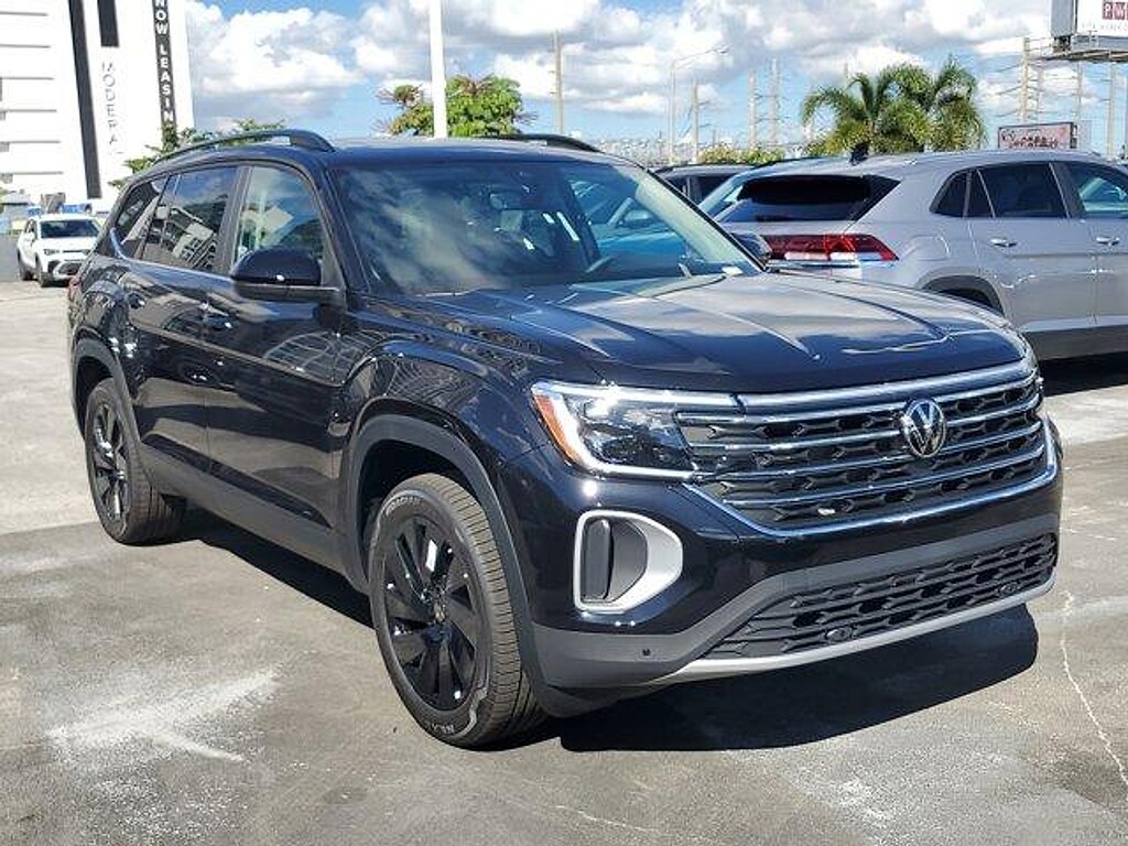 New 2026 Volkswagen Atlas 2.0T SE w/Technology SUV