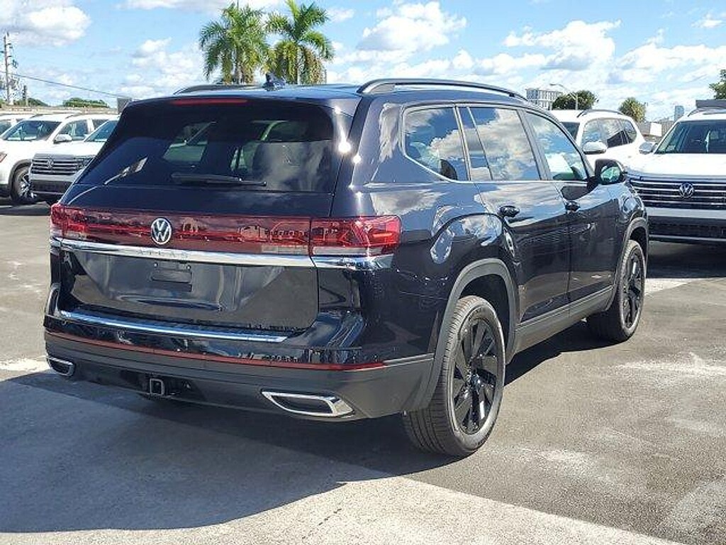 New 2026 Volkswagen Atlas 2.0T SE w/Technology SUV