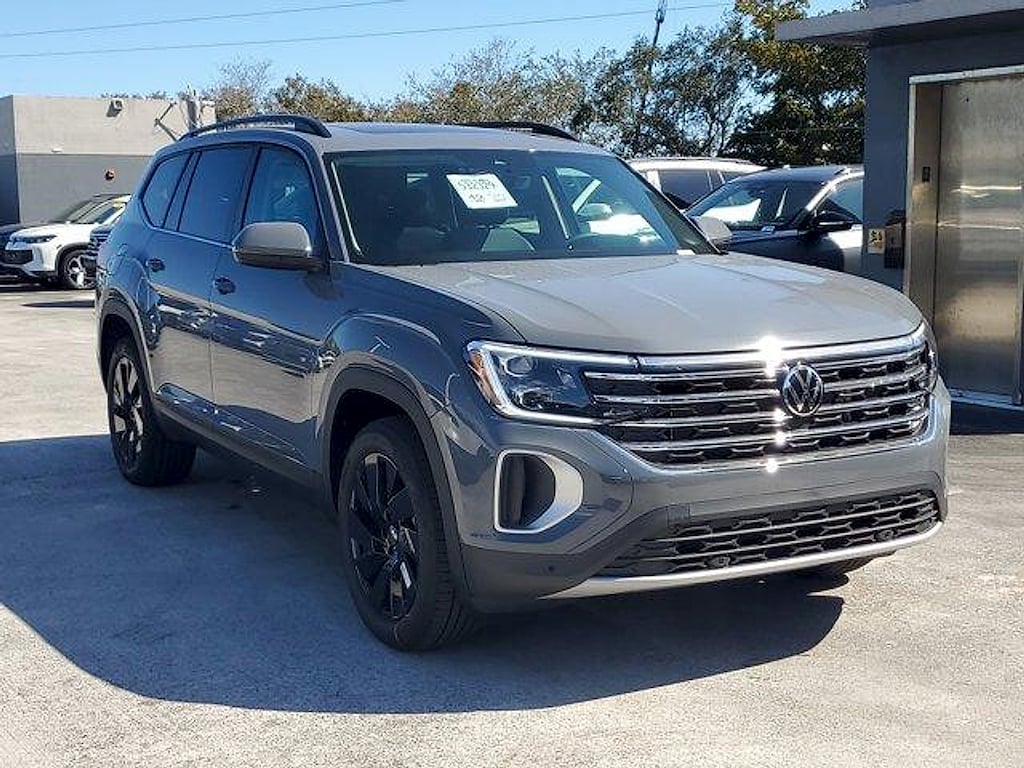 New 2026 Volkswagen Atlas 2.0T SE w/Technology SUV
