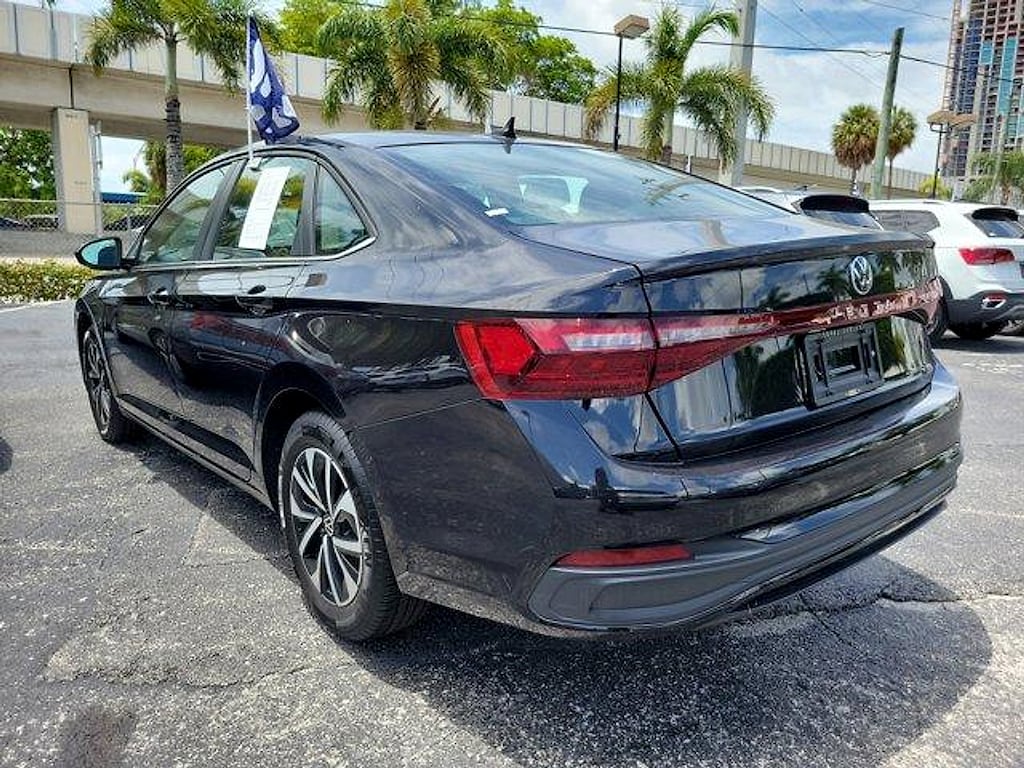 Used 2025 Volkswagen Jetta 1.5T S