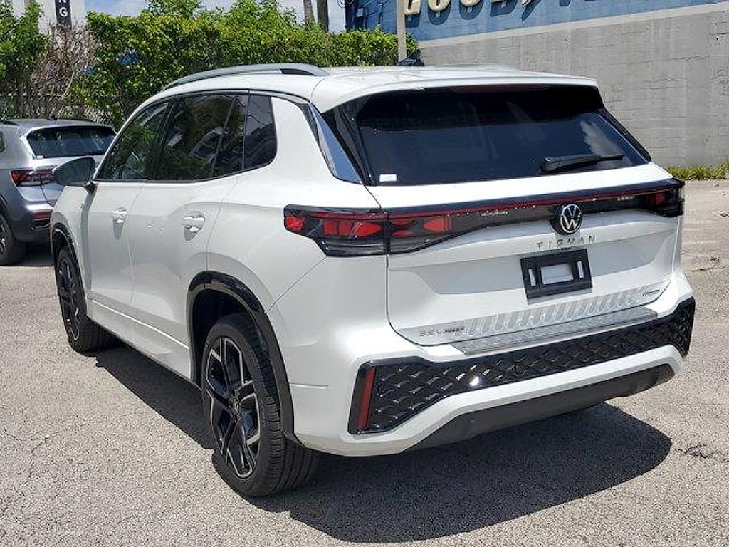 New 2026 Volkswagen Tiguan 2.0T SEL R-Line Turbo SUV