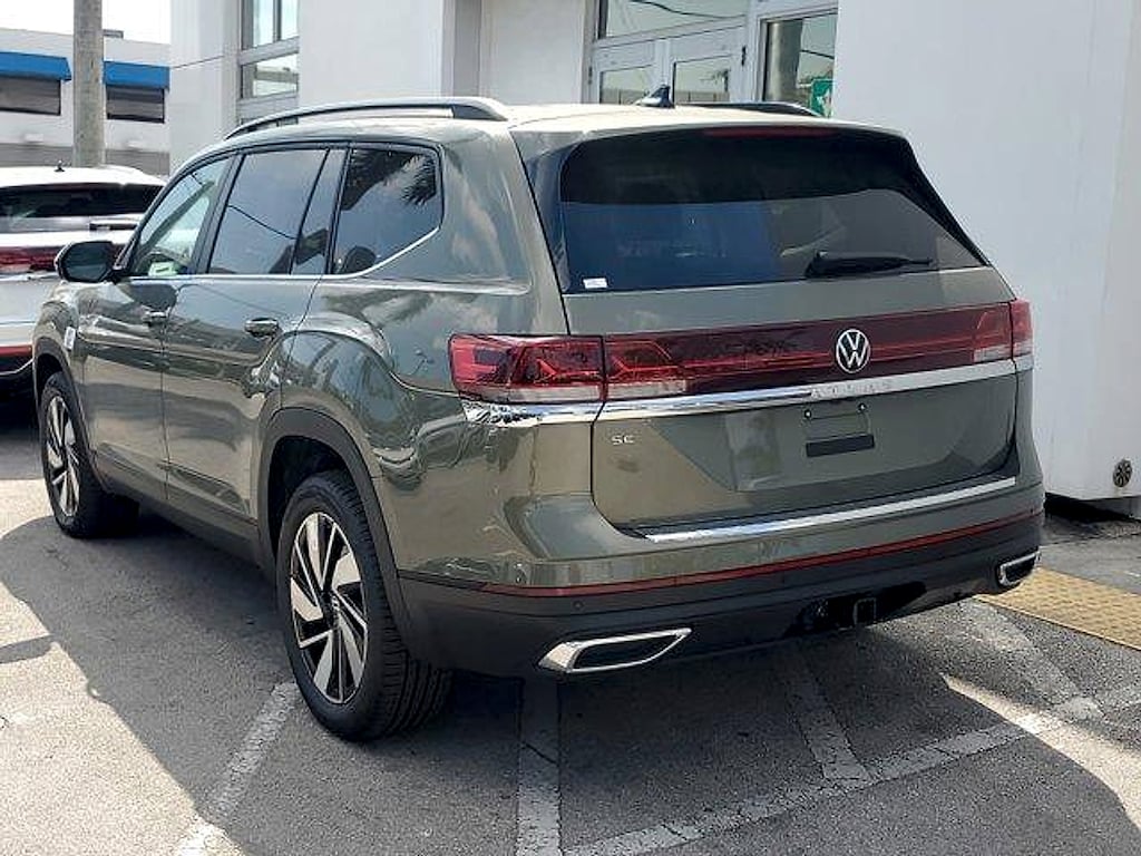 New 2026 Volkswagen Atlas 2.0T SE w/Technology SUV
