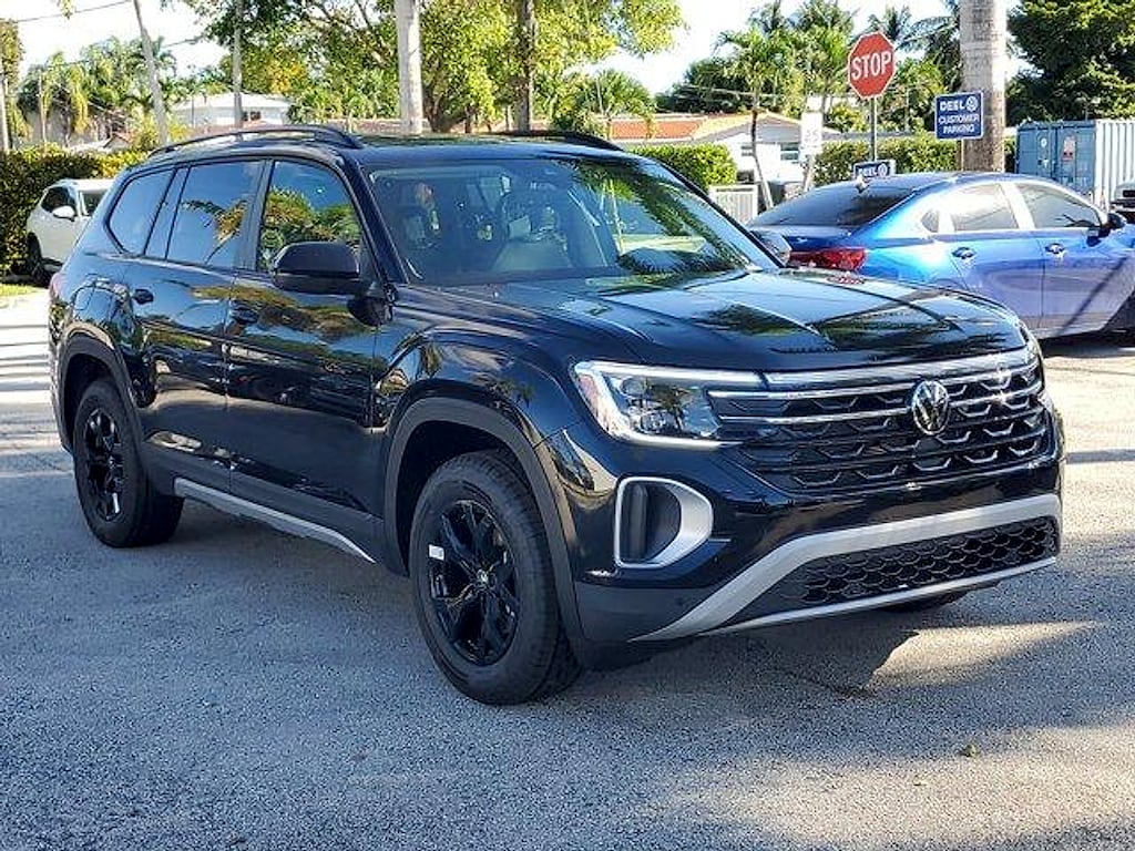 New 2026 Volkswagen Atlas 2.0T Peak Edition SUV