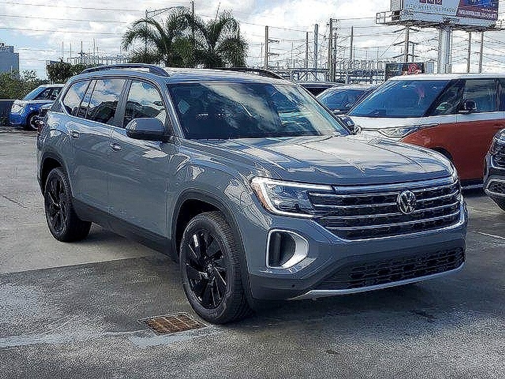 New 2026 Volkswagen Atlas 2.0T SE w/Technology SUV